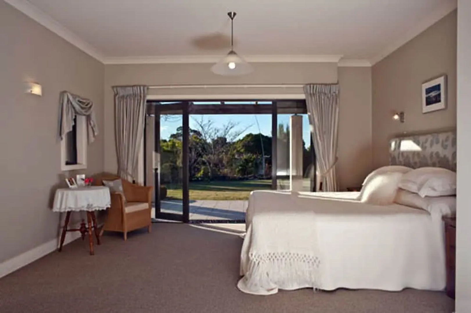 Clayridge House and cottage