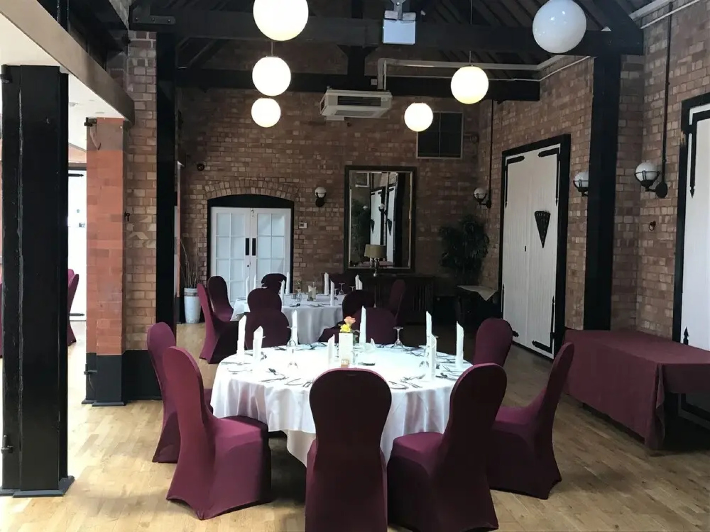 The Carre Arms Hotel