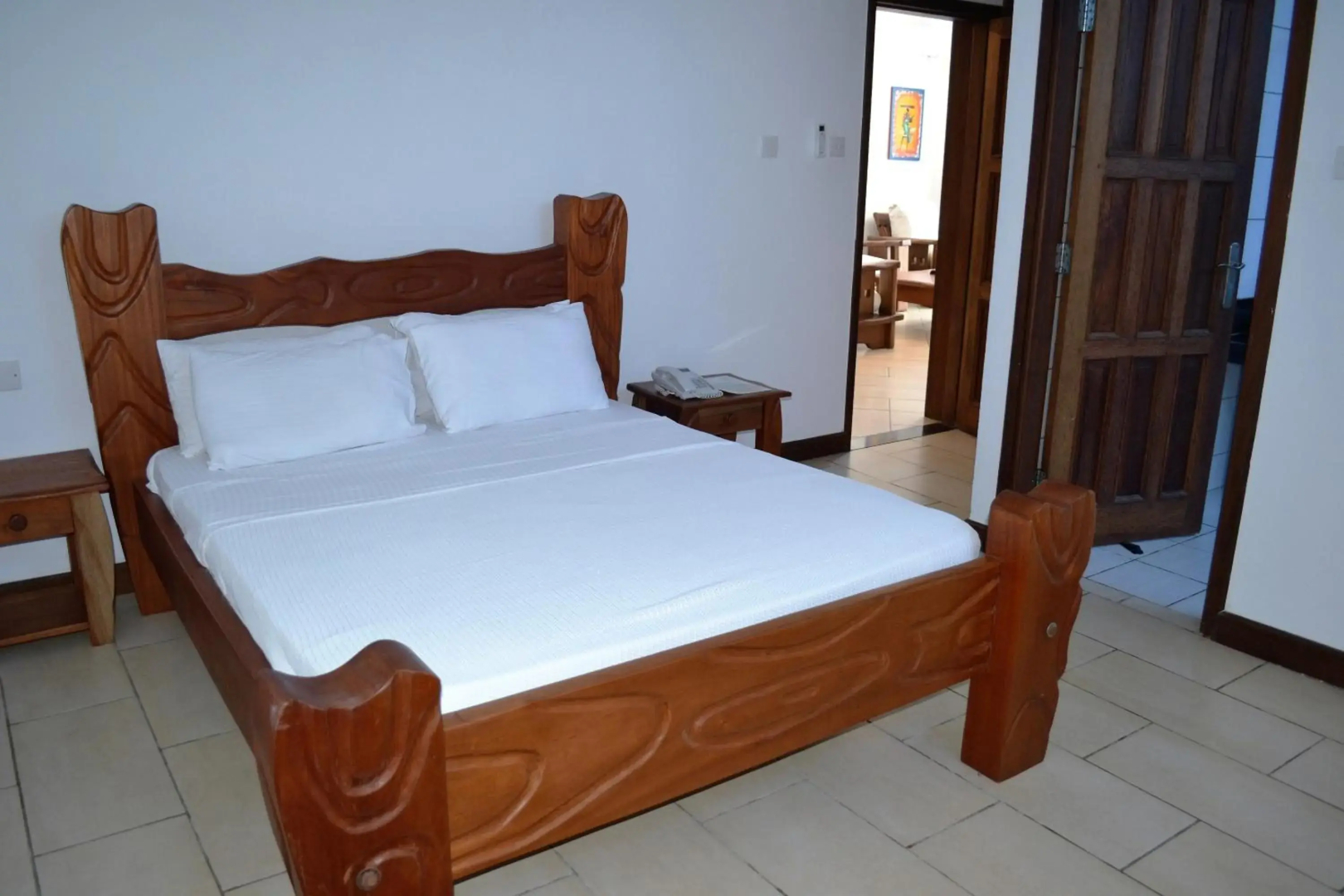 Cowrie Shell Beach Apartments
