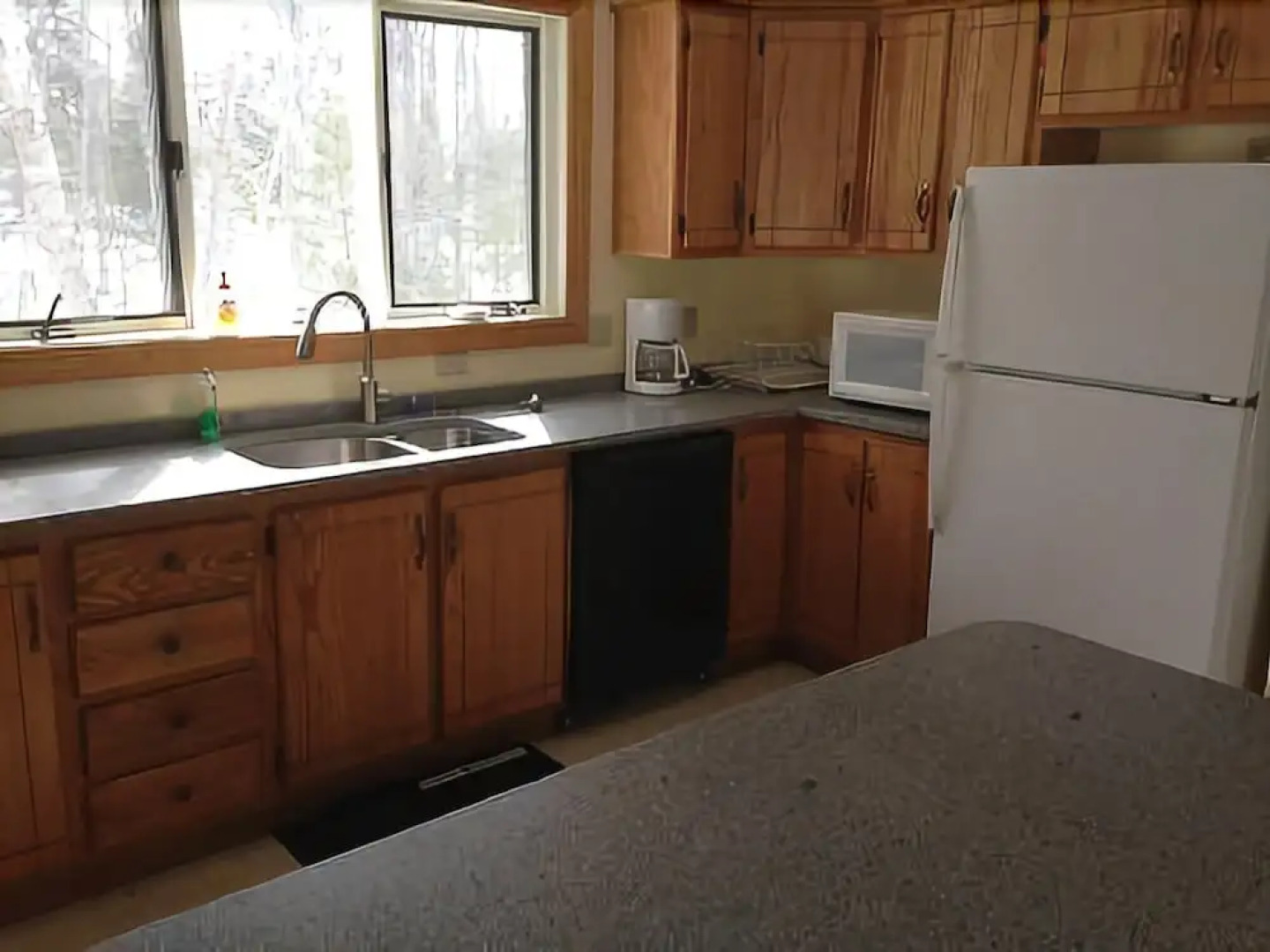 Lords Beach Cottage - Three Bedroom Home