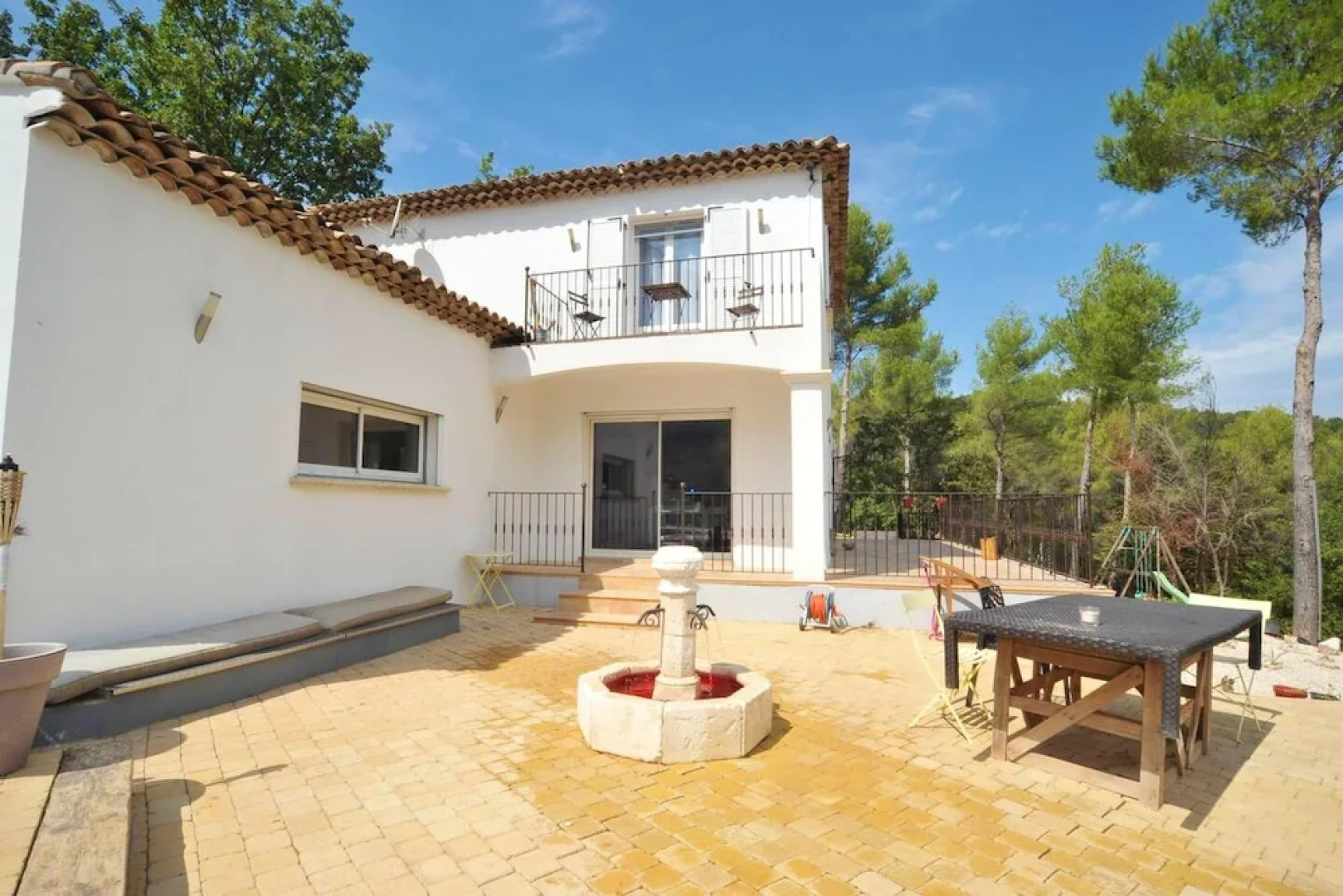 Villa With 3 Bedrooms in Auriol, With Wonderful Mountain View, Private Pool, Enclosed Garden
