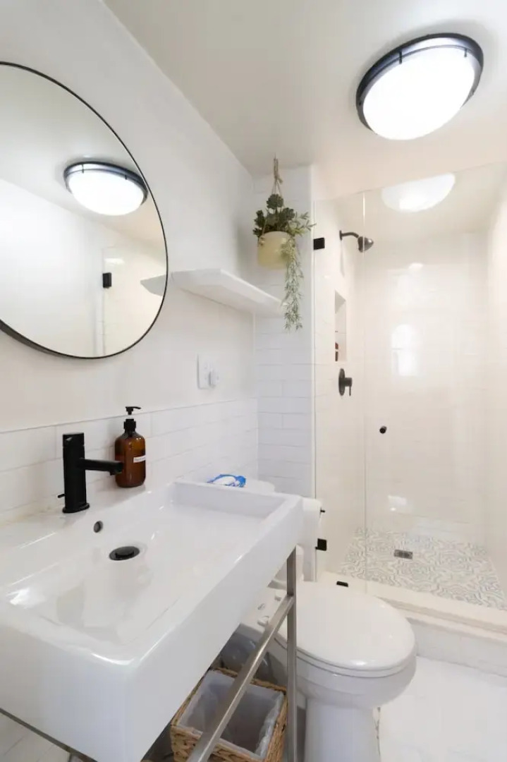 Gorgeous 1920s Bungalow 3 Bedroom Bungalow by RedAwning