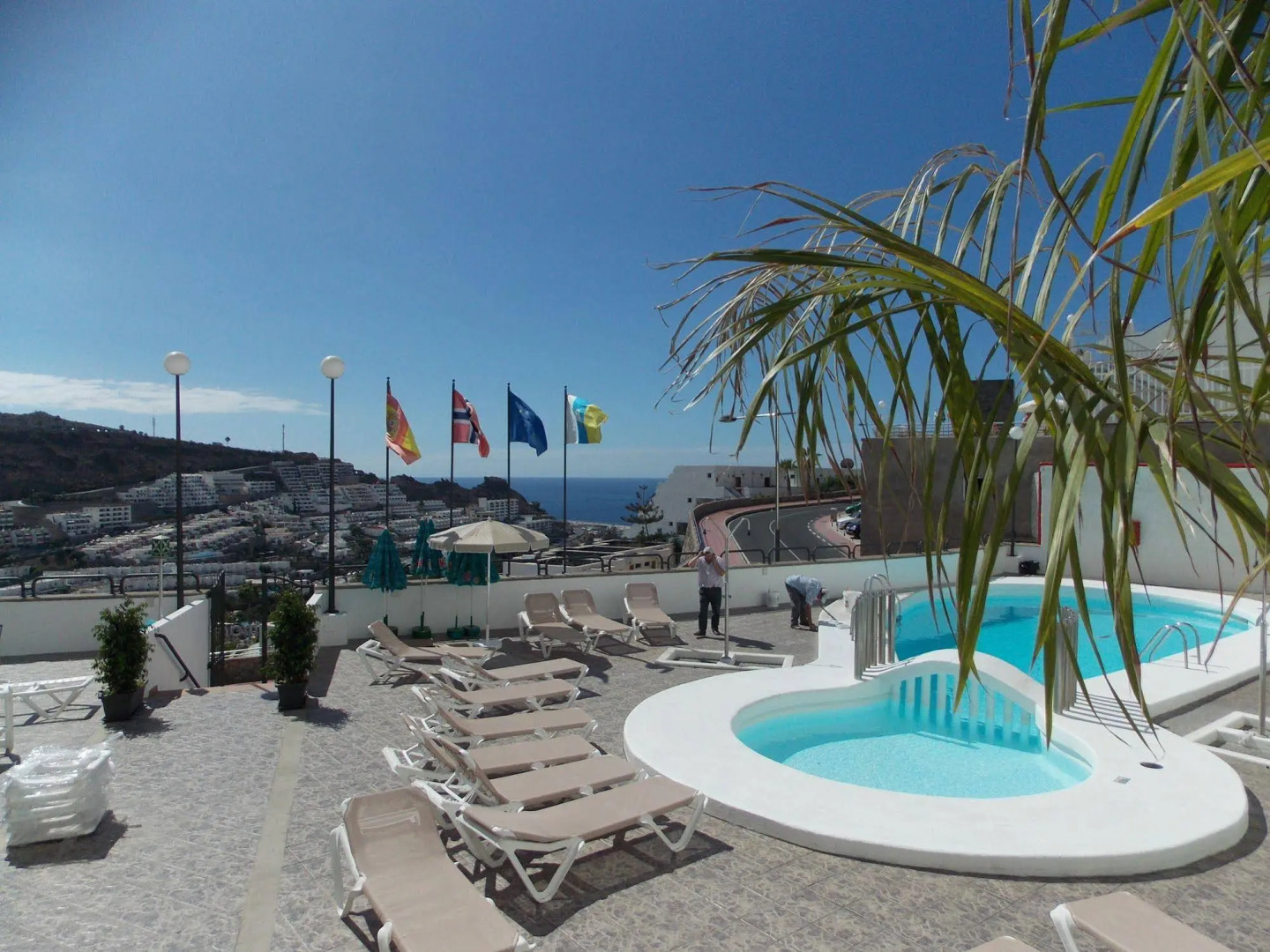 Apartamentos Montesol