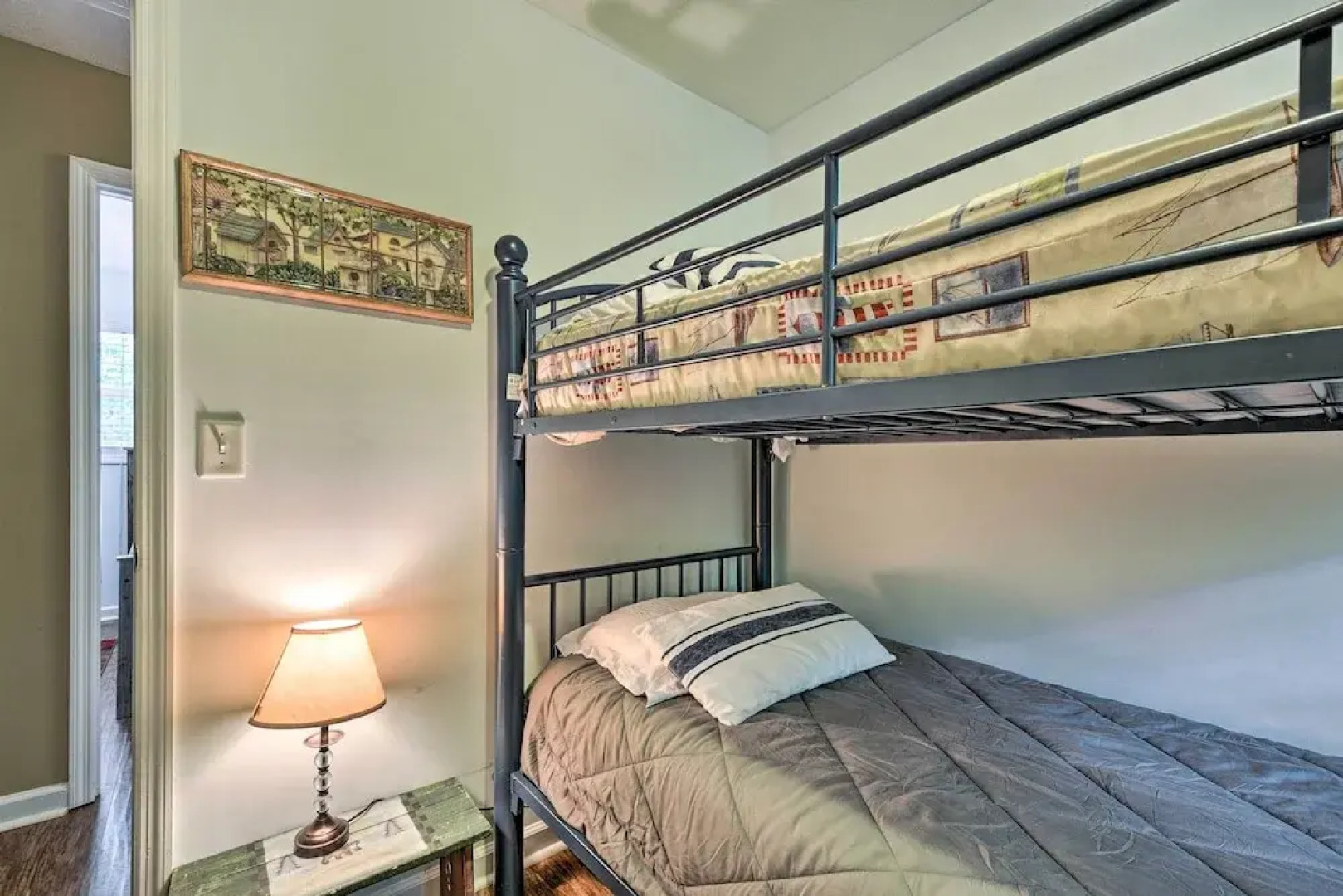 Guntersville Cabin Nestled in Kudzu Cove Resort