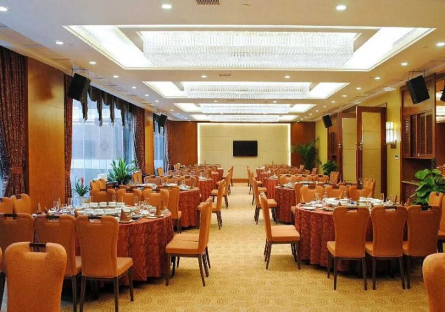 Qingyuan International Hotel