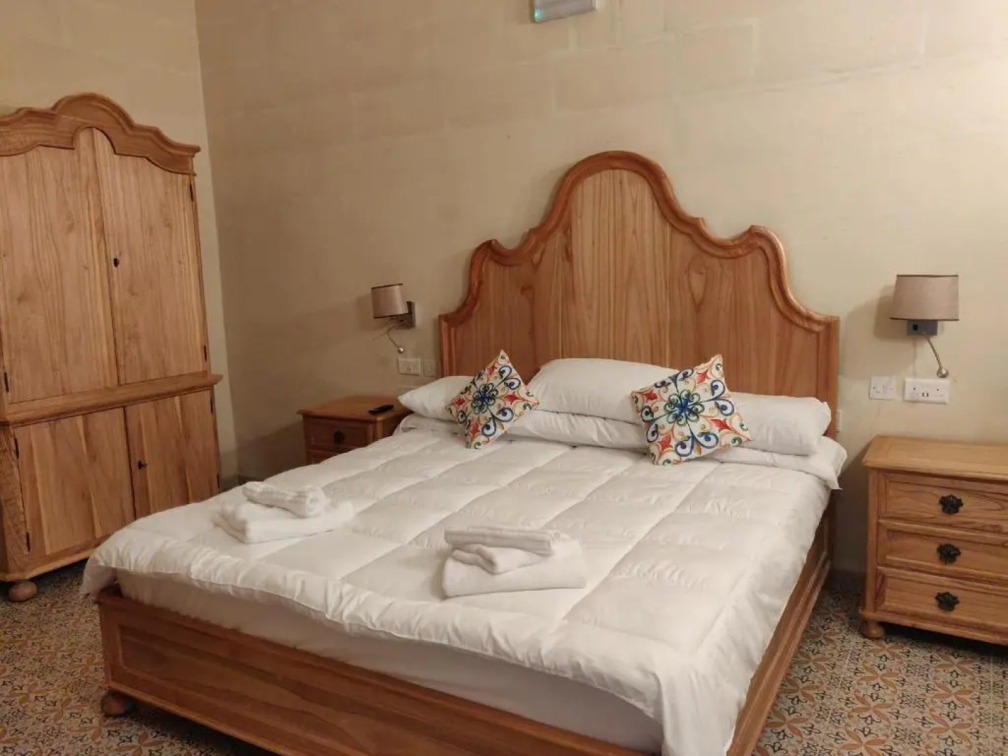 Central 214 Boutique Hotel