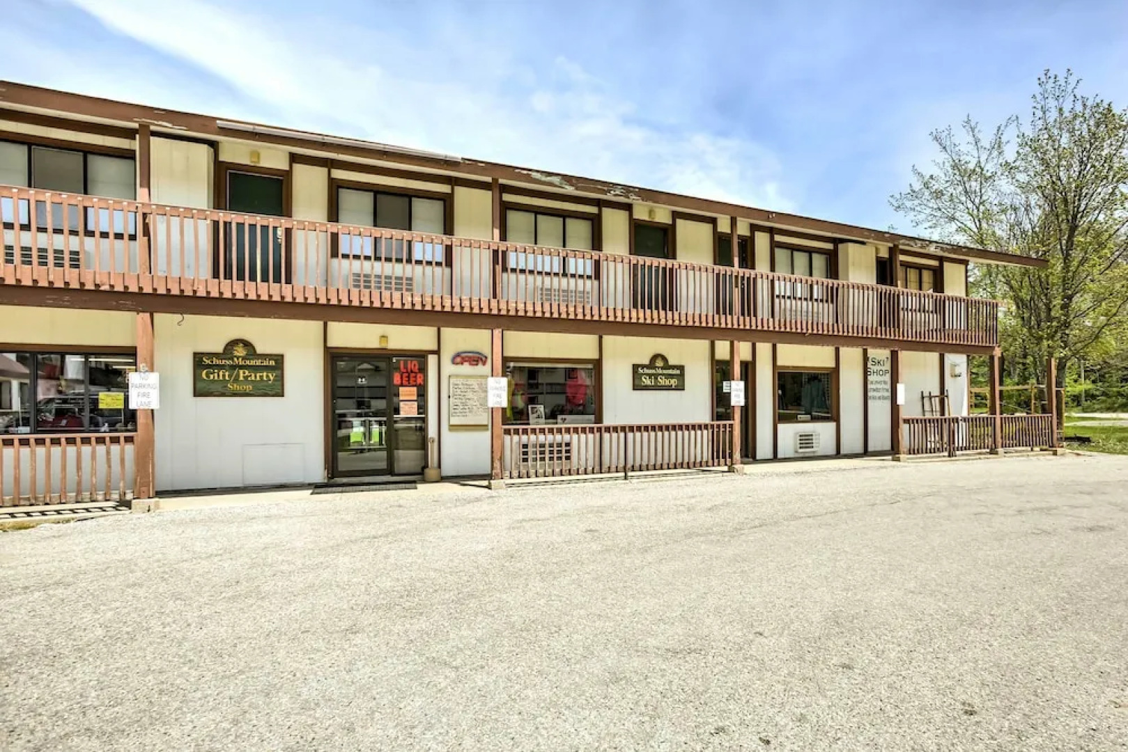 The Lodge At Schuss Mountain, Schuss Village