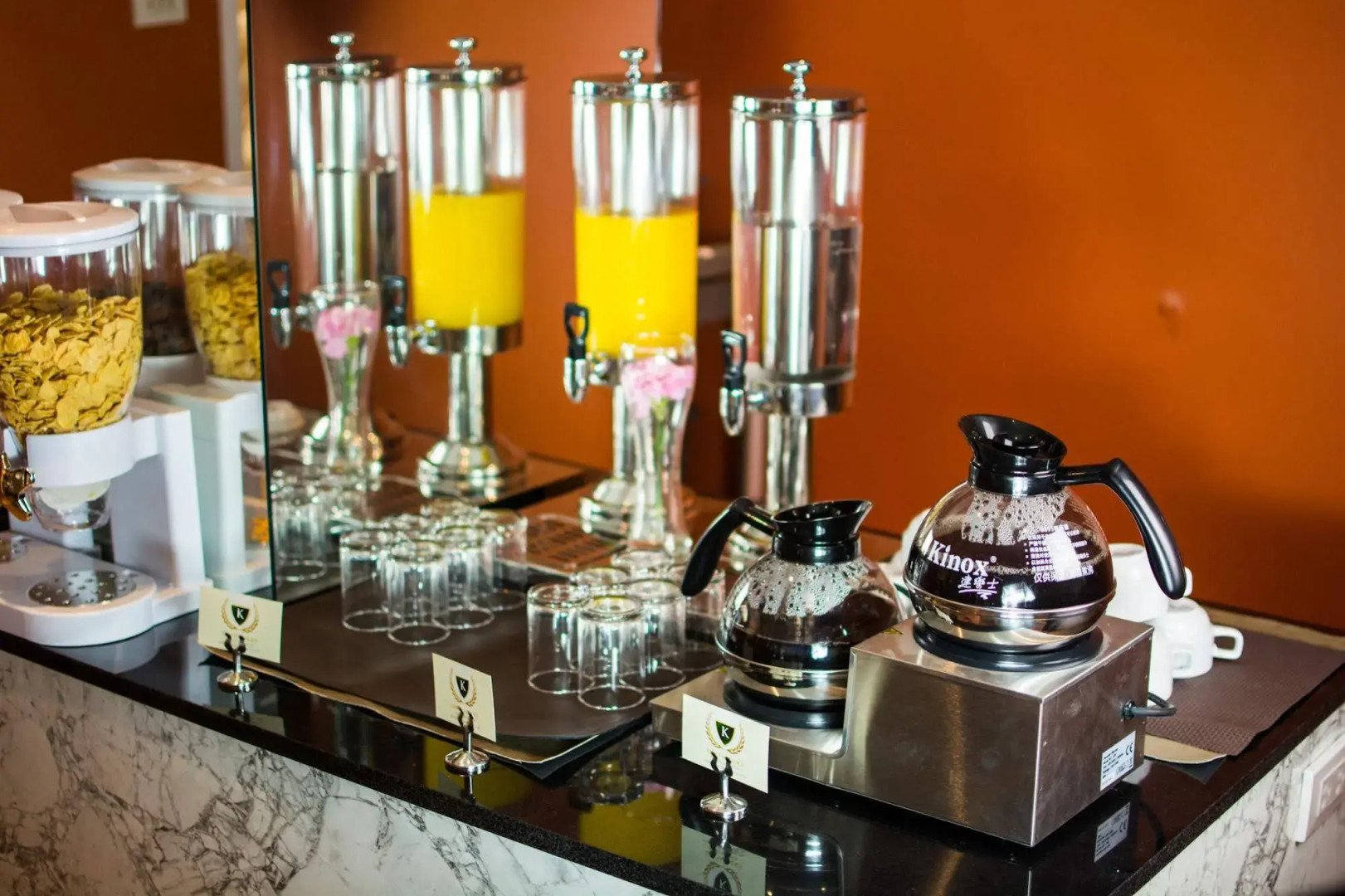 Khaosan Palace Hotel