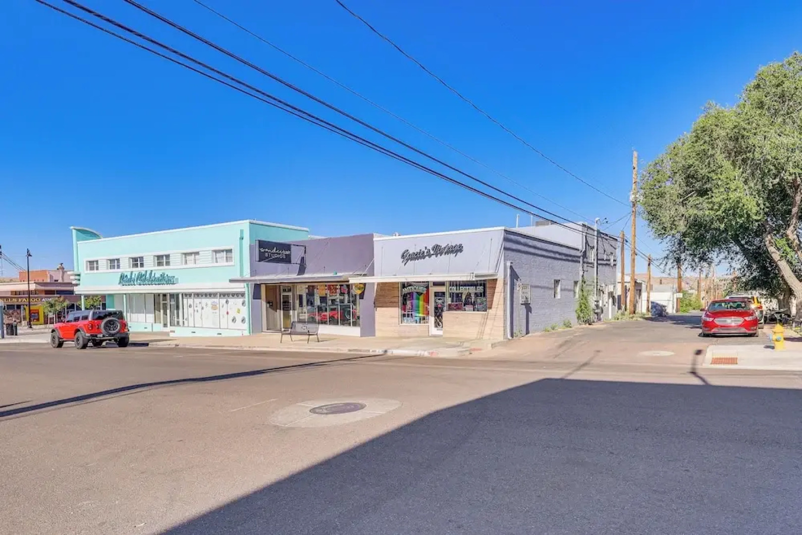 Route 66 Retreat Steps to Beale St in Dtwn Kingman