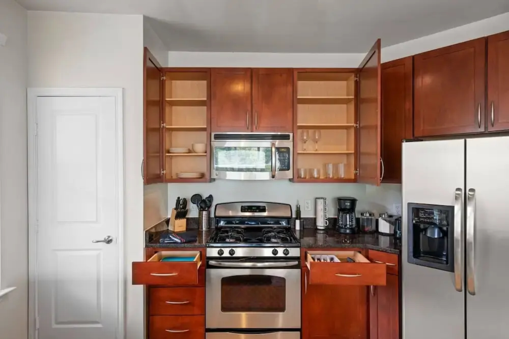 Luxury Penthouse of Lorton VA