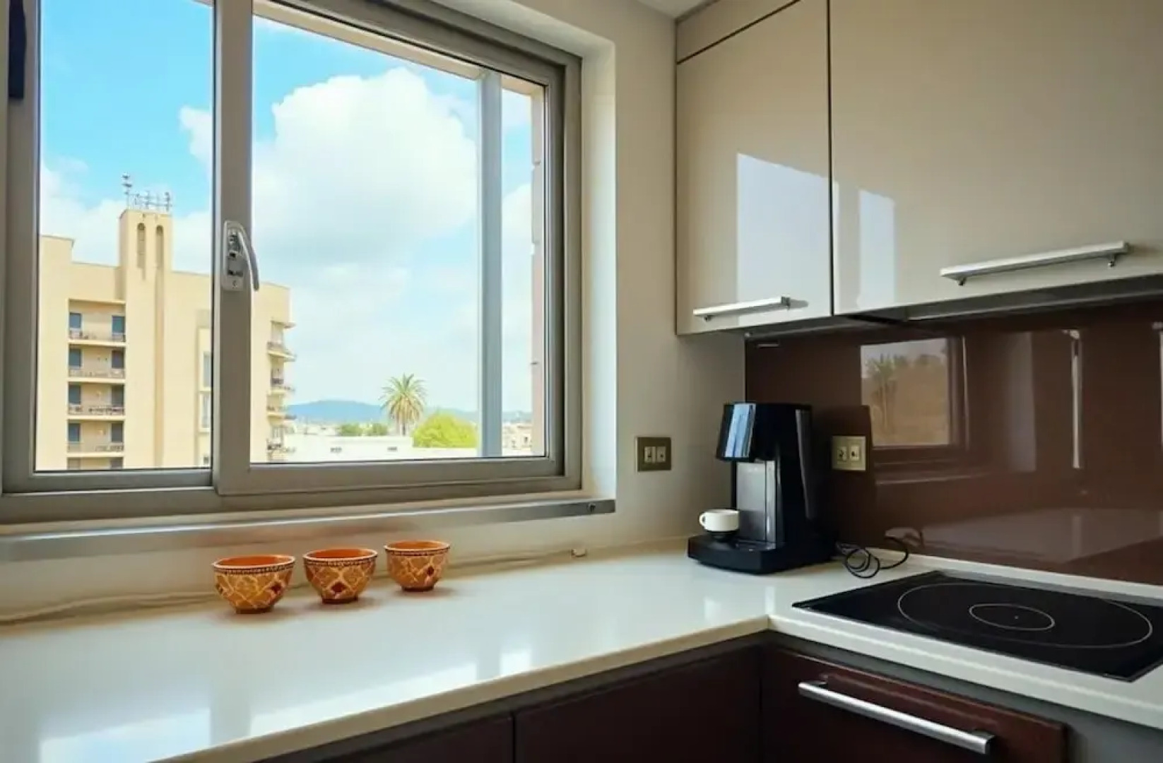 Eivissa Beachfront Gem - Modern 2BR Apartment