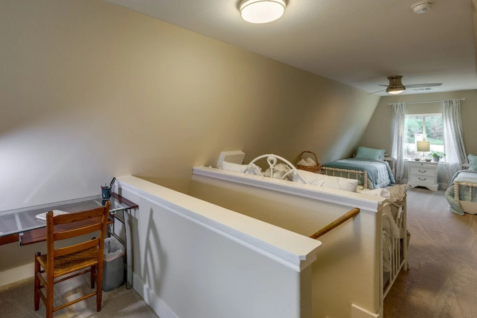 A-frame Cottage w/ Deck ~ 5 Mi to Lake Bastrop!