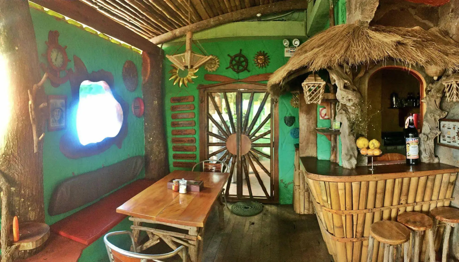 Lonesome George Ecolodge