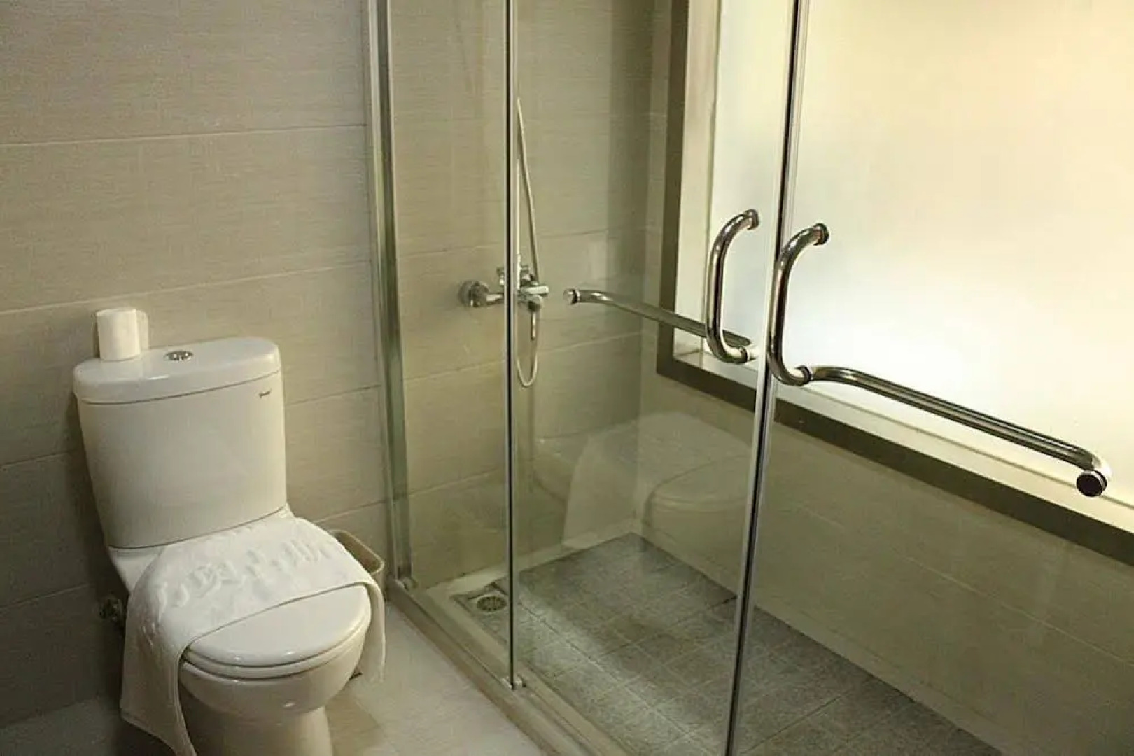 Yangzhou Dongfang Aogu Siting Hotel