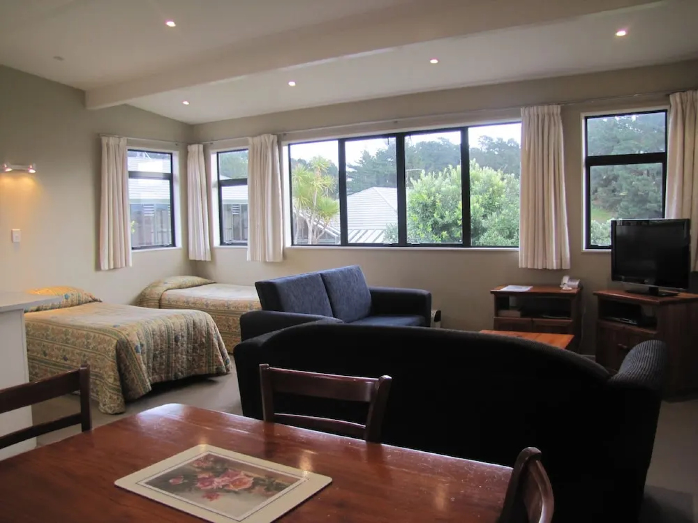 Aotea Lodge