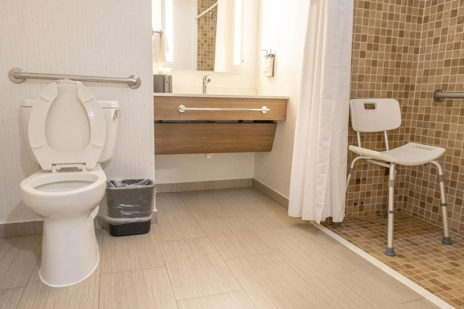 Holiday Inn Macon North by IHG