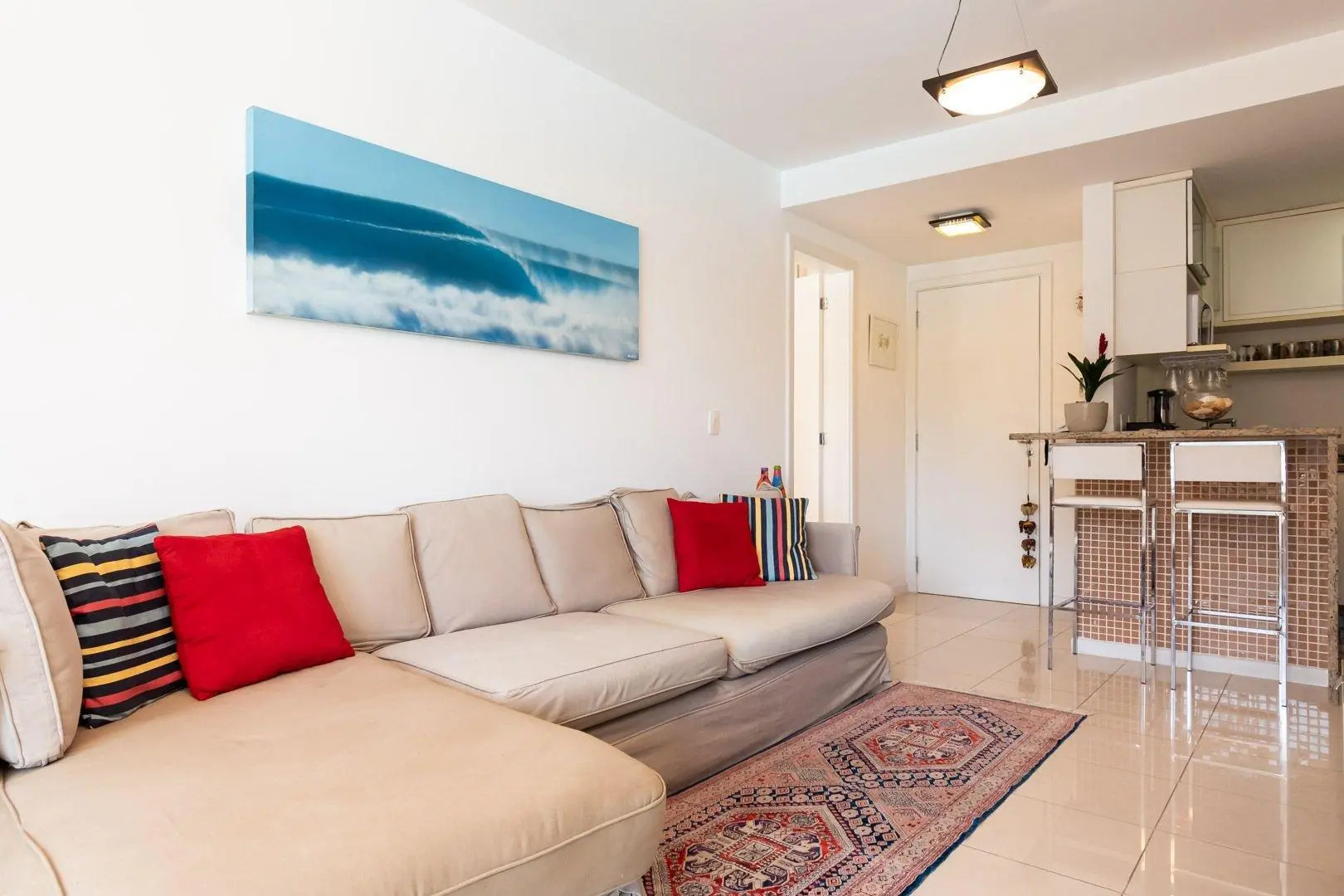 Frente-mar com 2Qtos em Camboinhas | GMO 1153/207