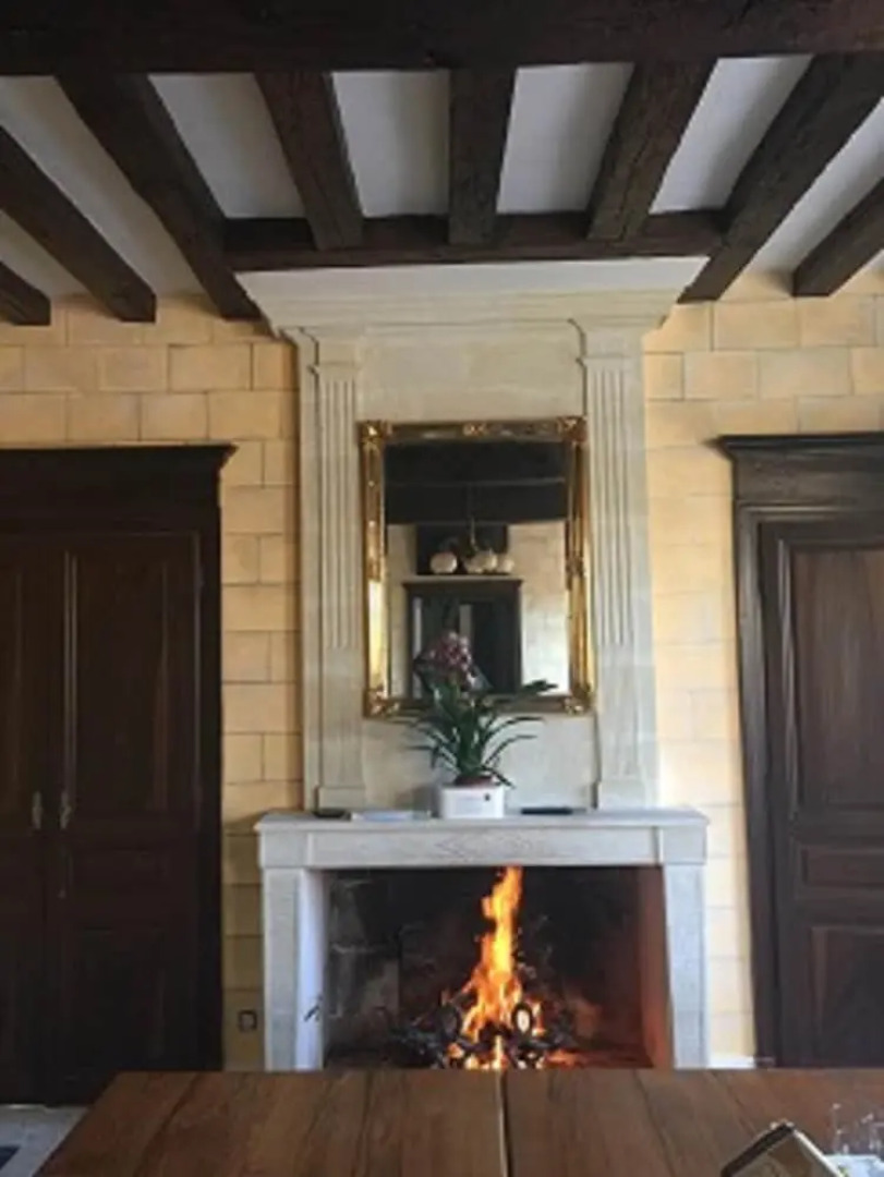 House With 5 Bedrooms in Mouterre-silly, With Pool Access, Enclosed Garden and Wifi - 200 km From the Beach