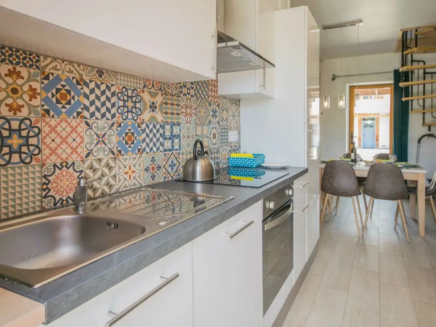 Modern Mansion in Tarn With Pool, Impressive Location