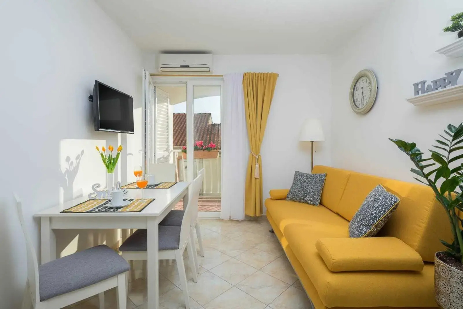 Residence Apartments "Luca"