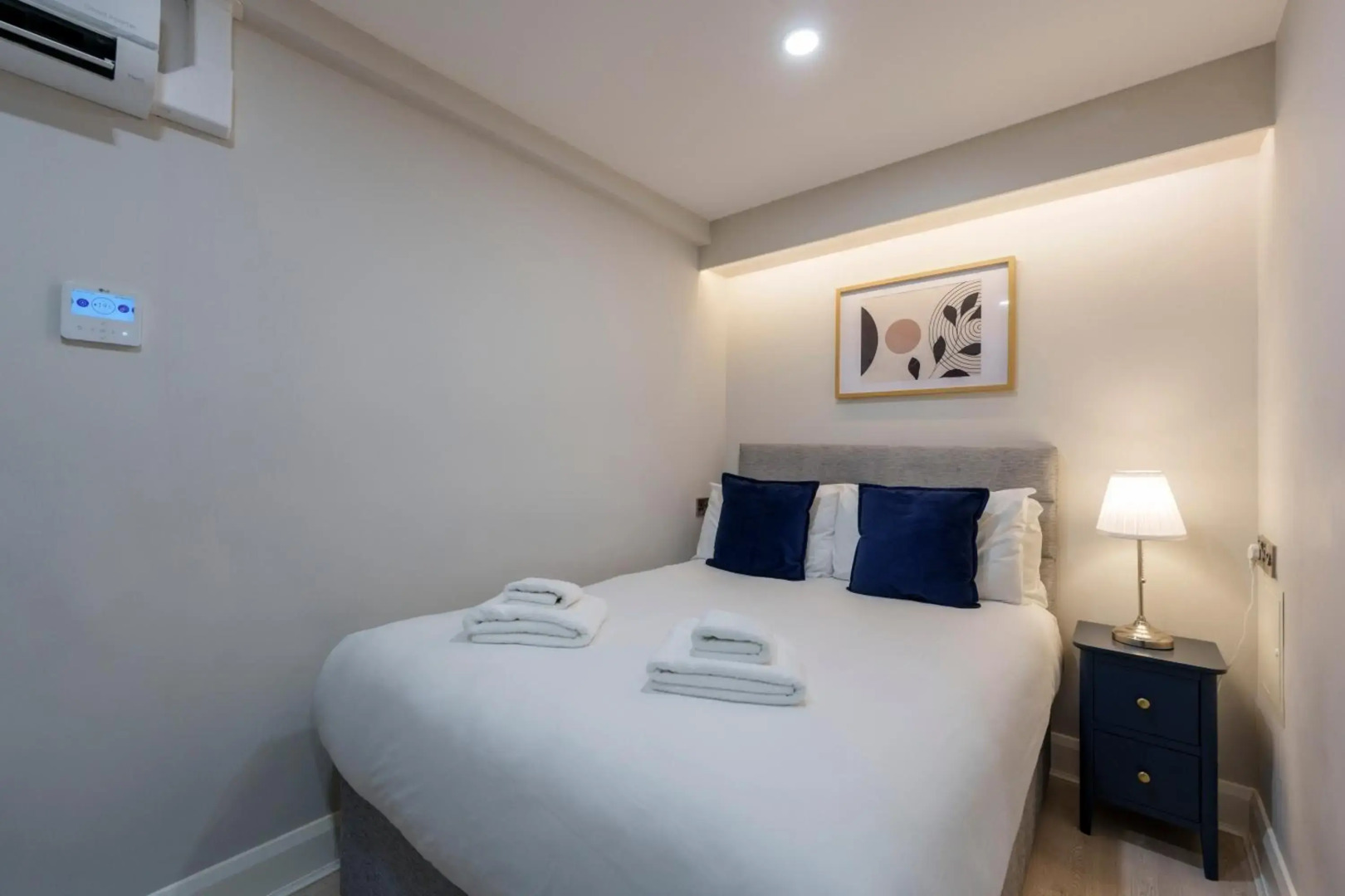 Temple Bar Lane by the KeyCollections