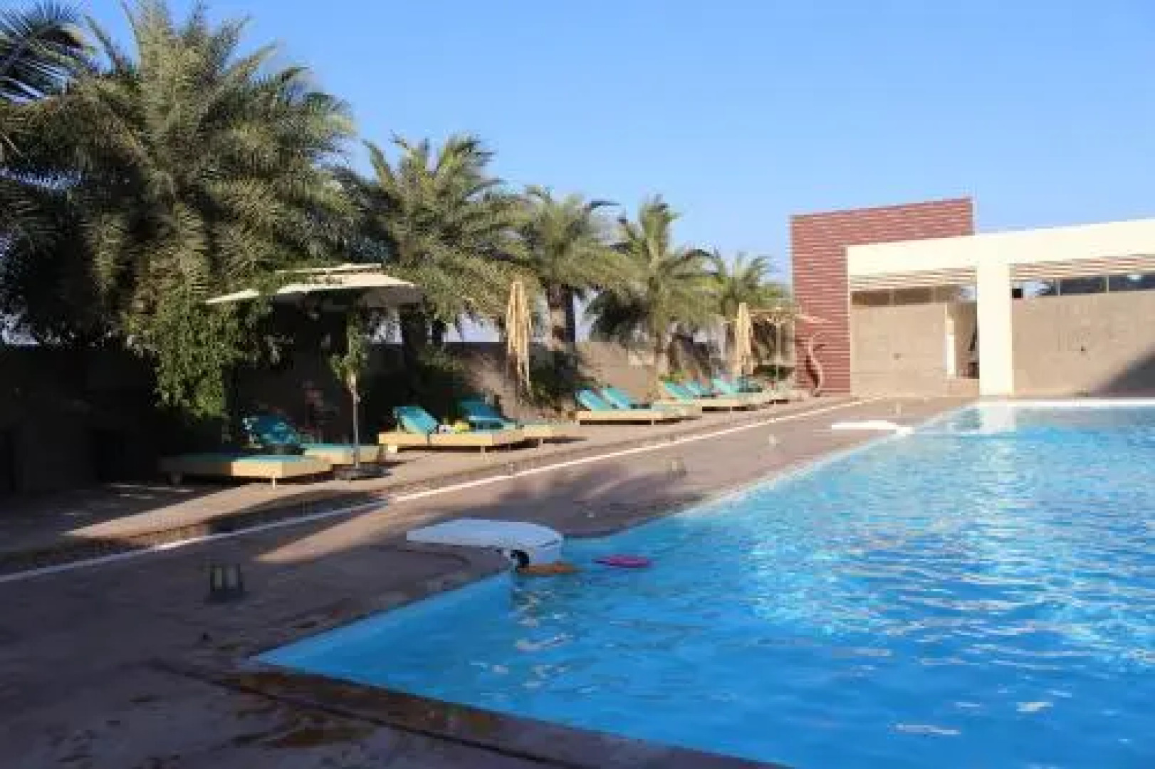 7 Seasons resort & Spa