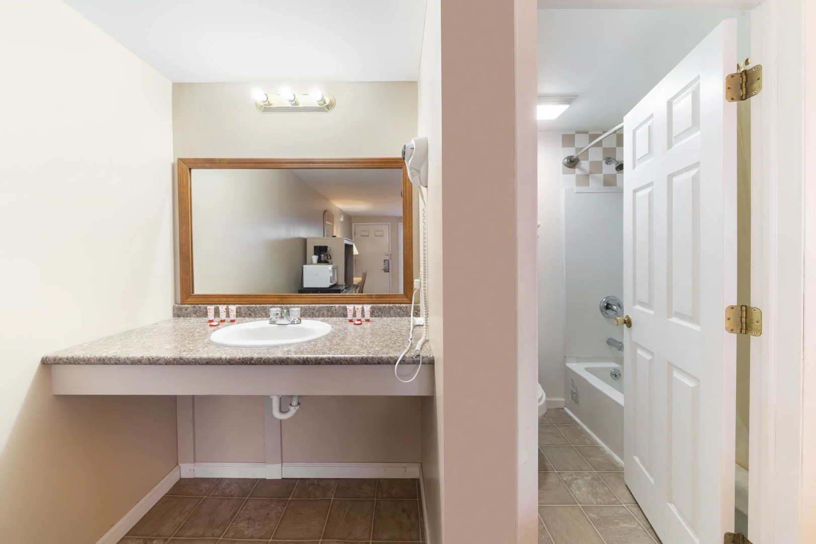 OYO Hotel Starlite Seneca Falls