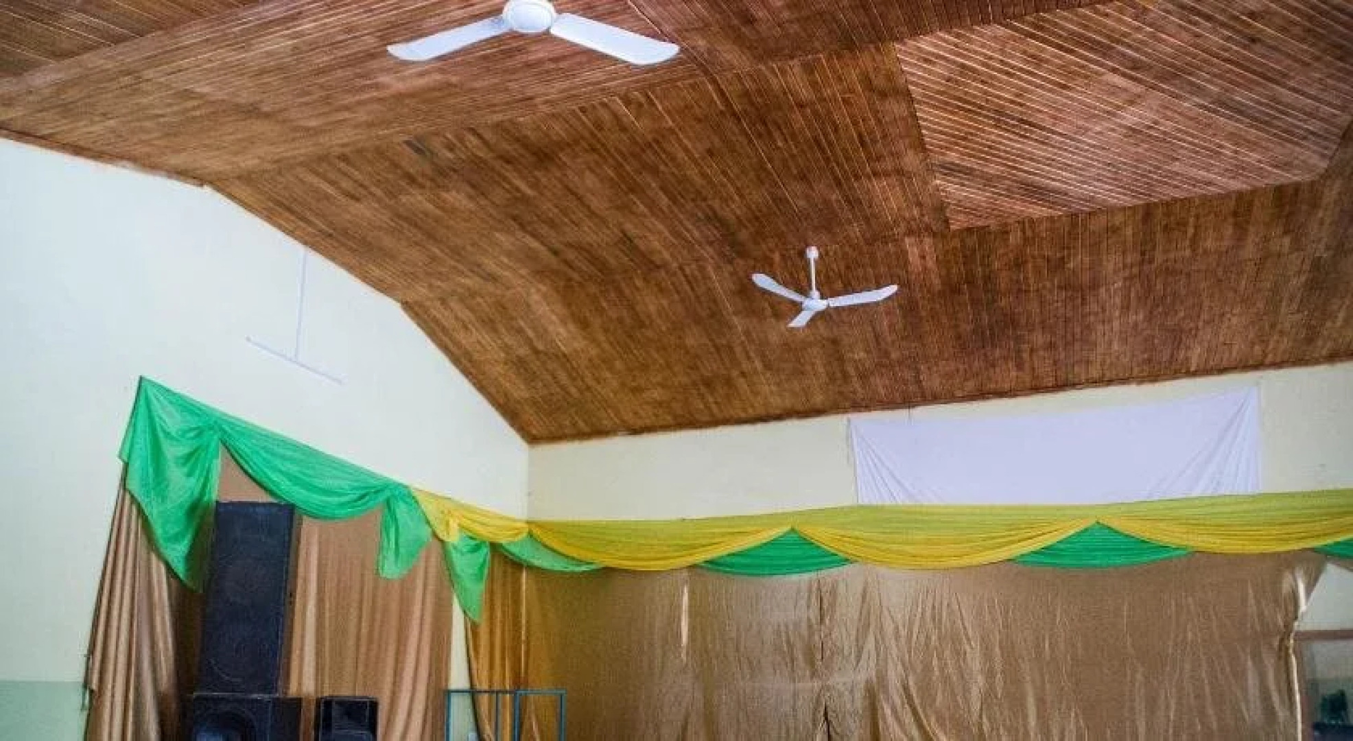 Tropical Suites Hotel