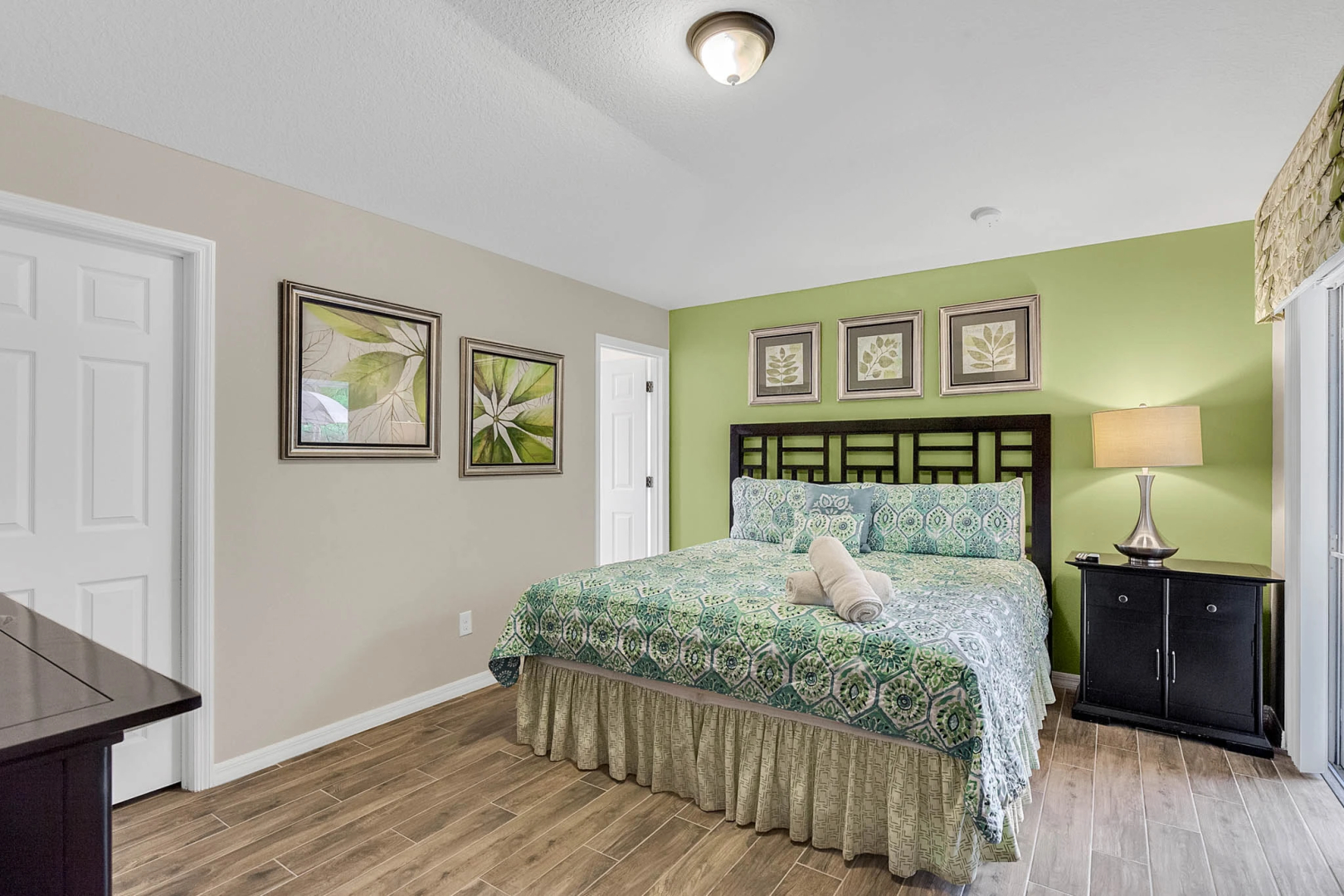 VP2522DC - 4 beds pool home - Gated resort