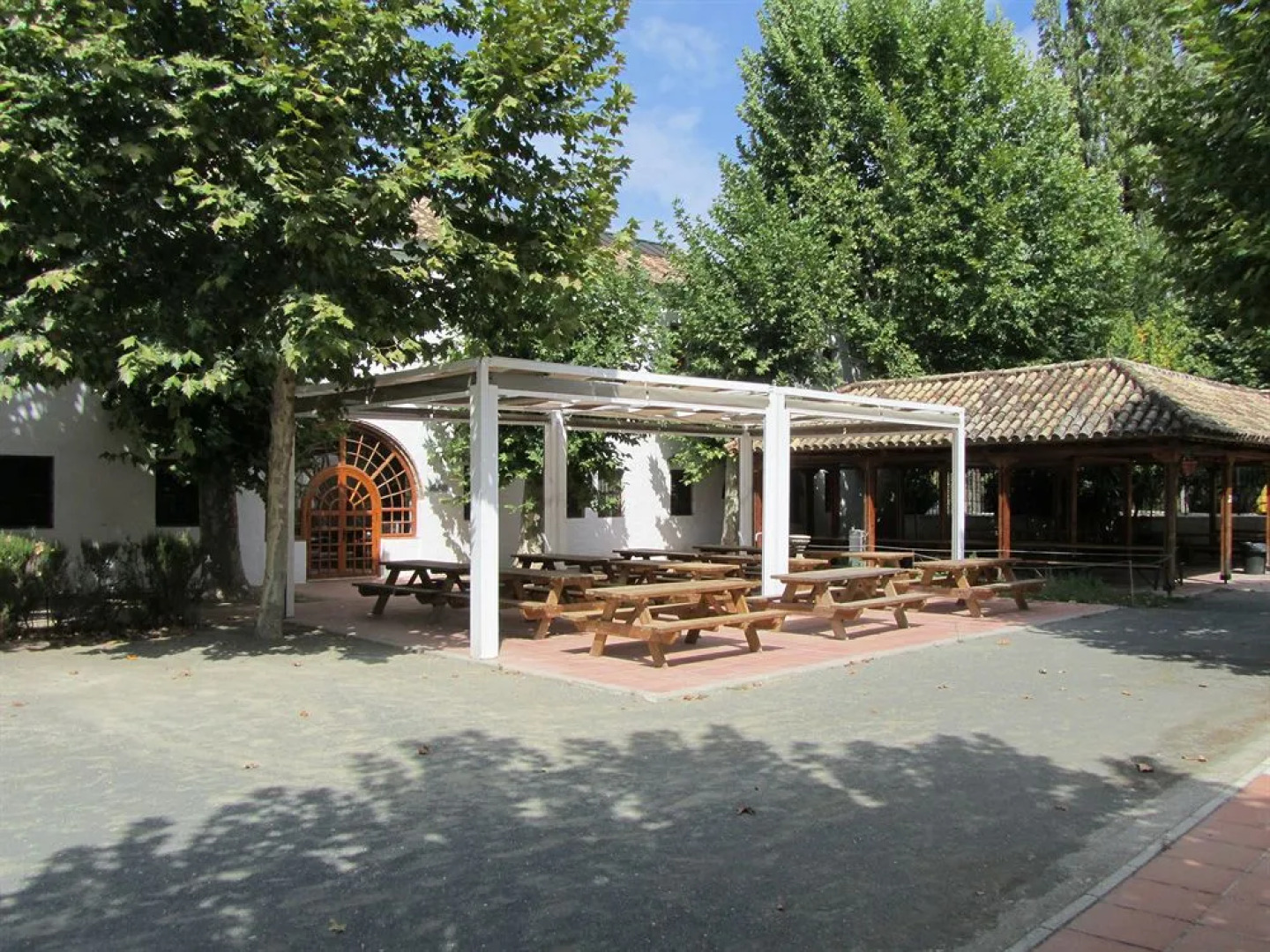 Albergue Inturjoven El Bosque