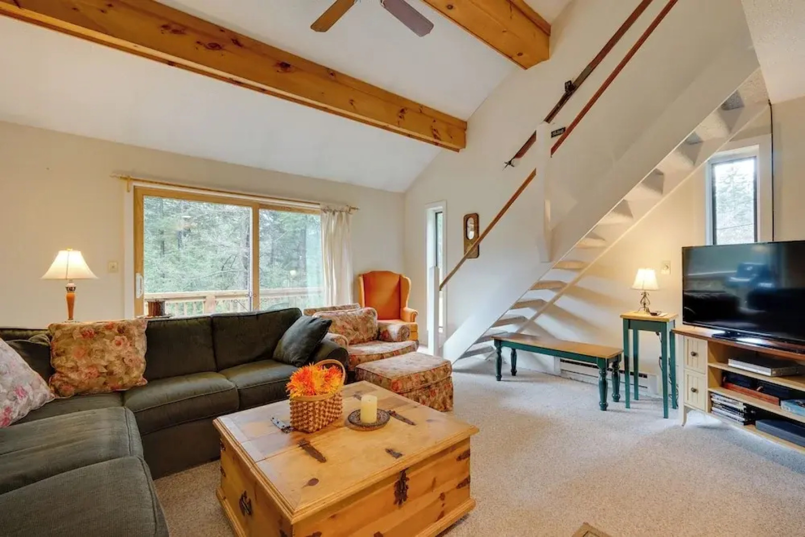 Dover Condo w/ Grill & Balcony: 3 Mi to Mt Snow!