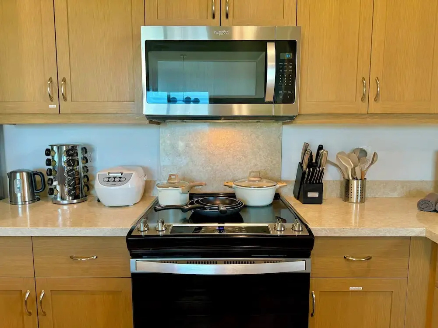 @ ML Aloha Hoonani 3BR Home MT & Ocean Views!