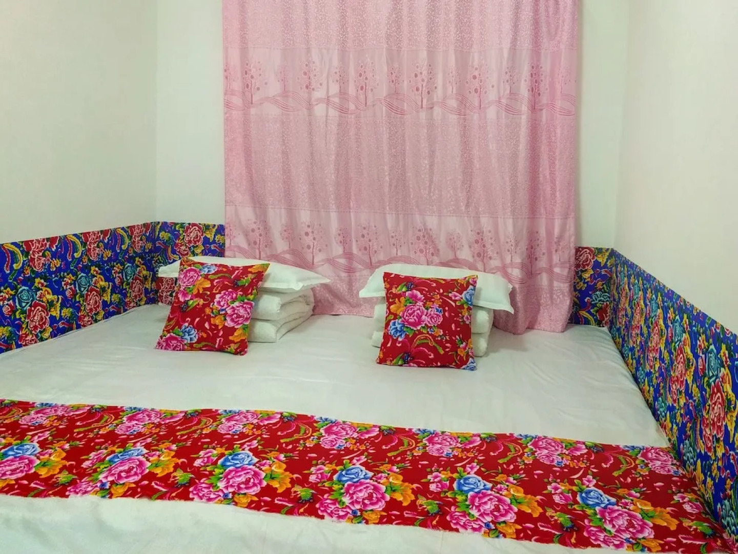 Rime Island Manzhaosongju Inn