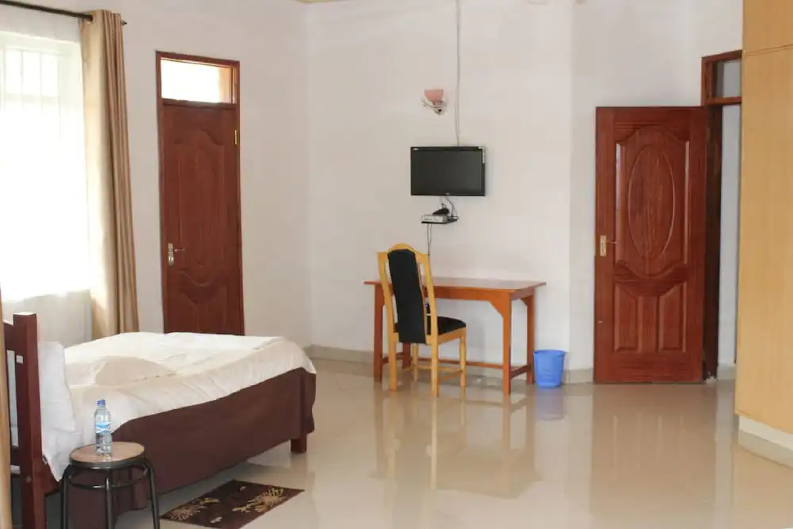 Salient Home Stay