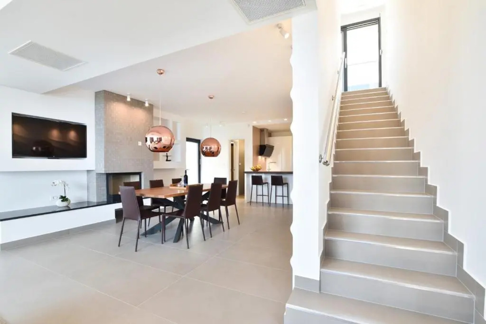 Luxury, seafront Villa Petra with heated pool only 50m from beach