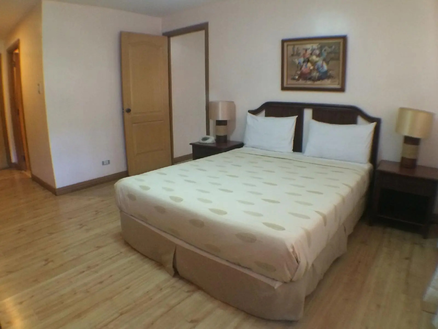 Subic Holiday Villas