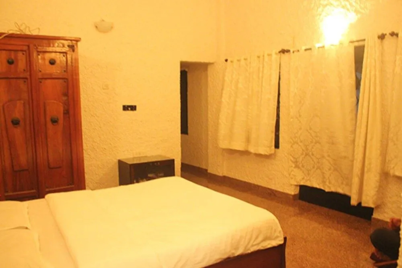 LSQ Luxuria (Nagaon)