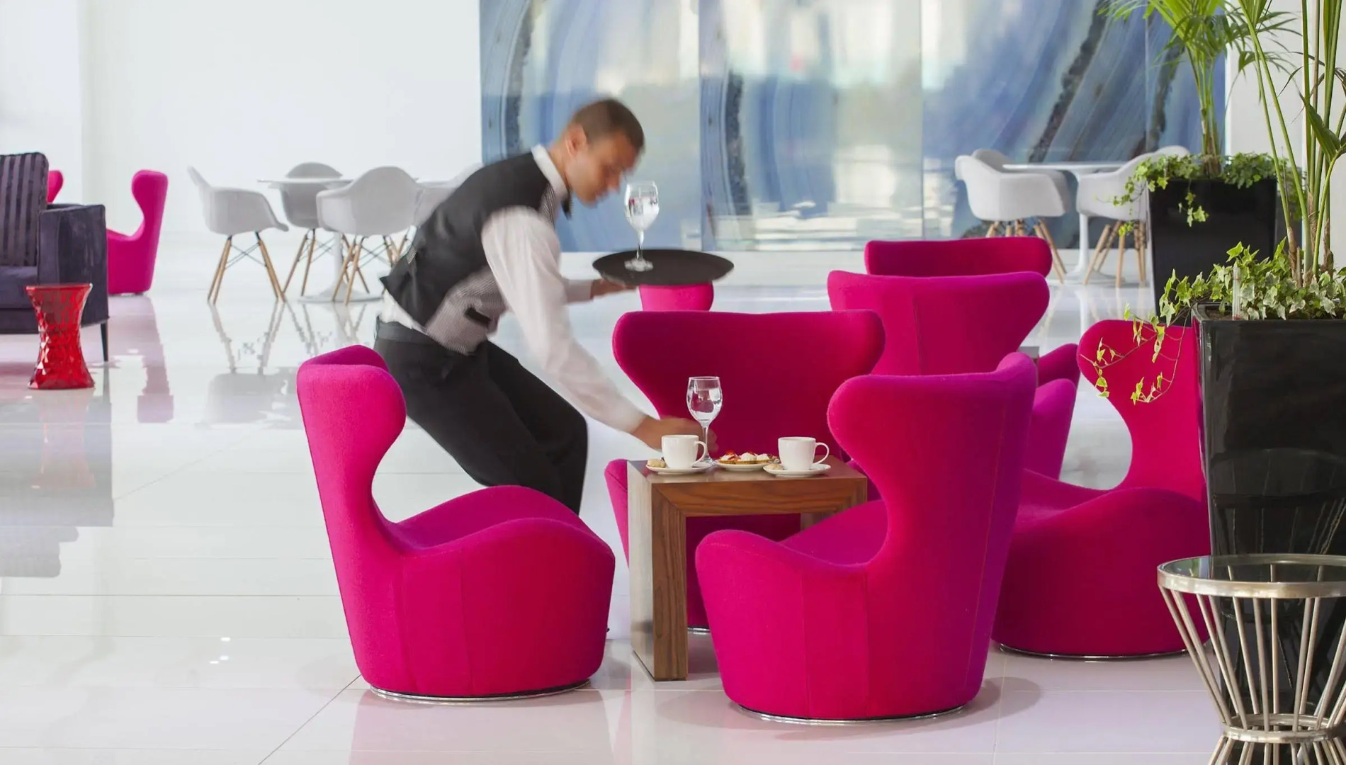 King Evelthon Beach Hotel & Resort