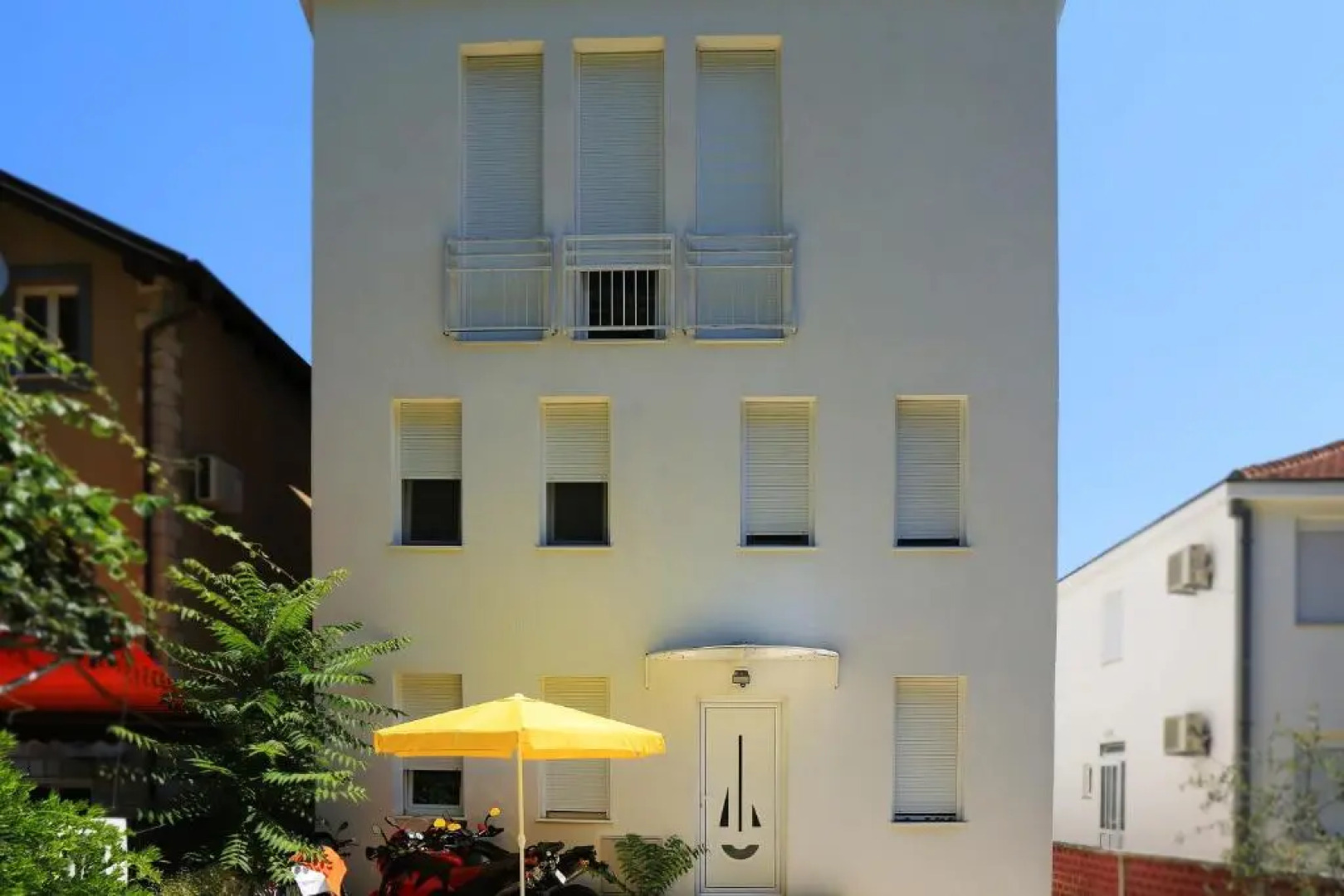 Apartments Riverside