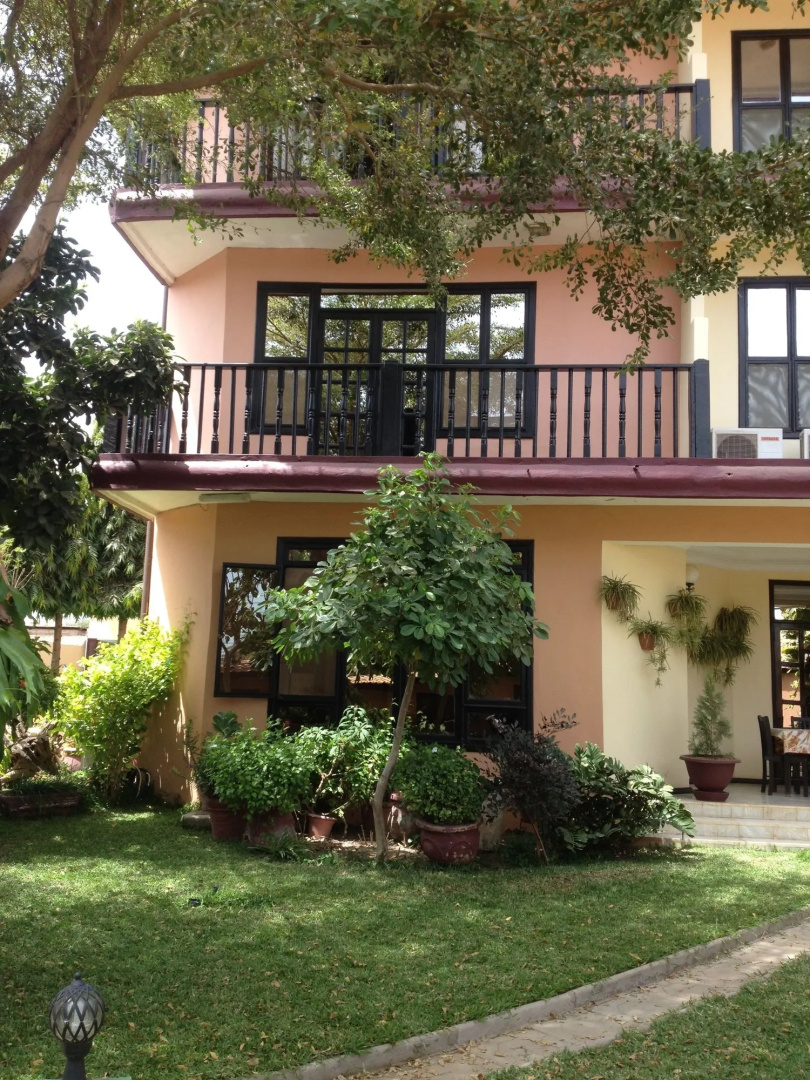 Roc Heights Lodge