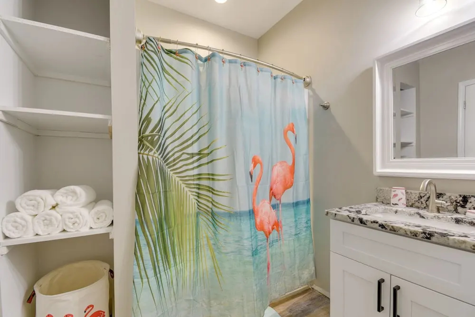 Lovely Vacation Home ~ 1 Mi to Ocean Isle Beach!