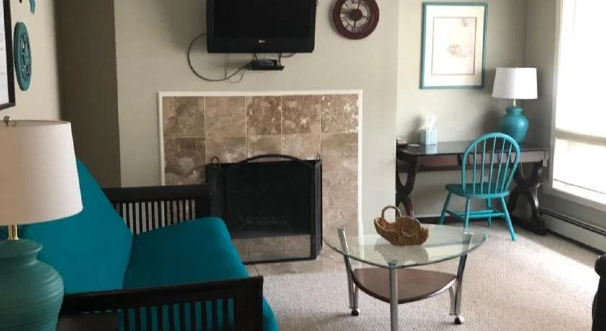 Anchorage Uptown Suites