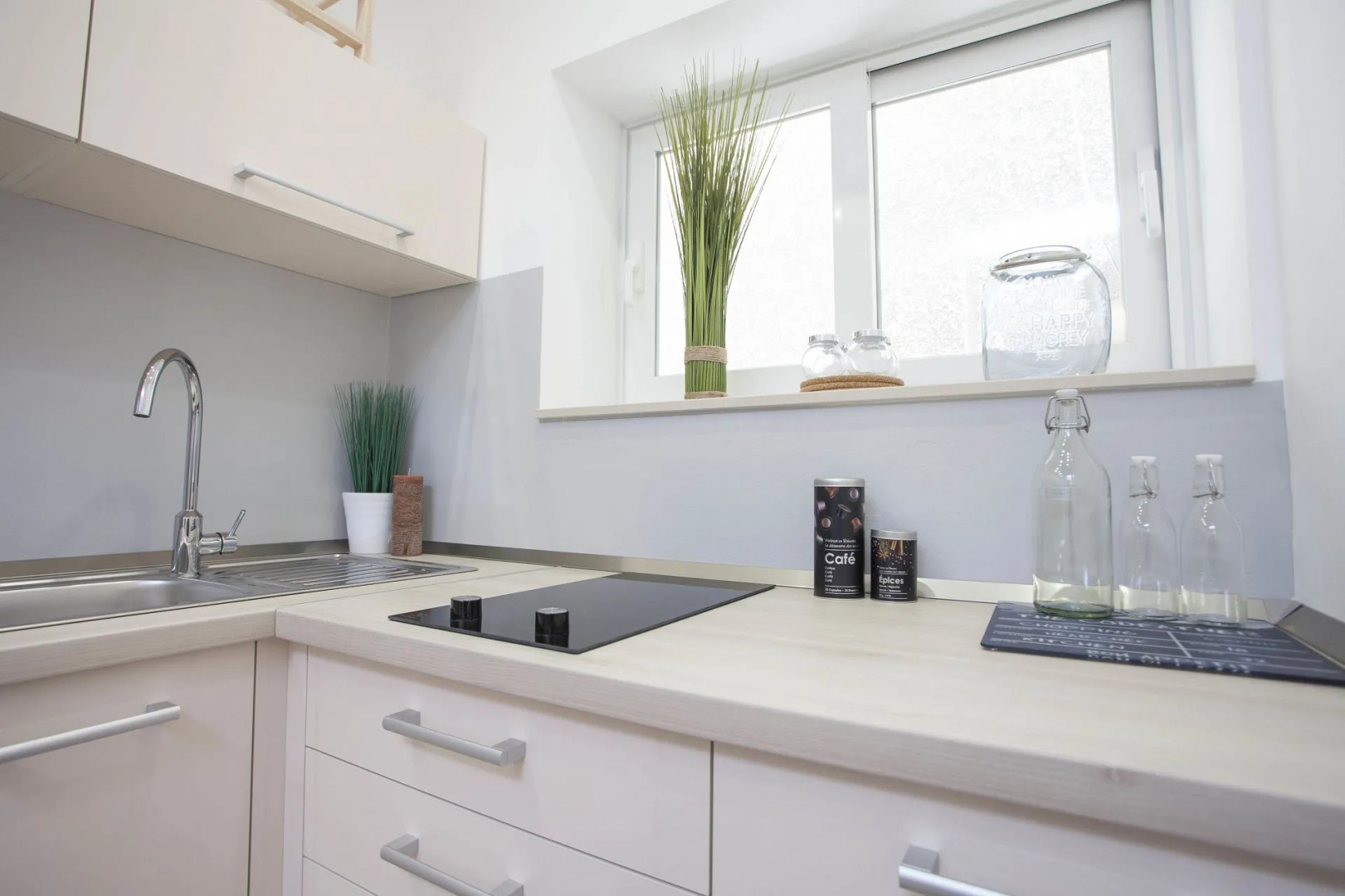 Apartment Maja - 50 m from beach : A2 Makarska, Riviera Makarska