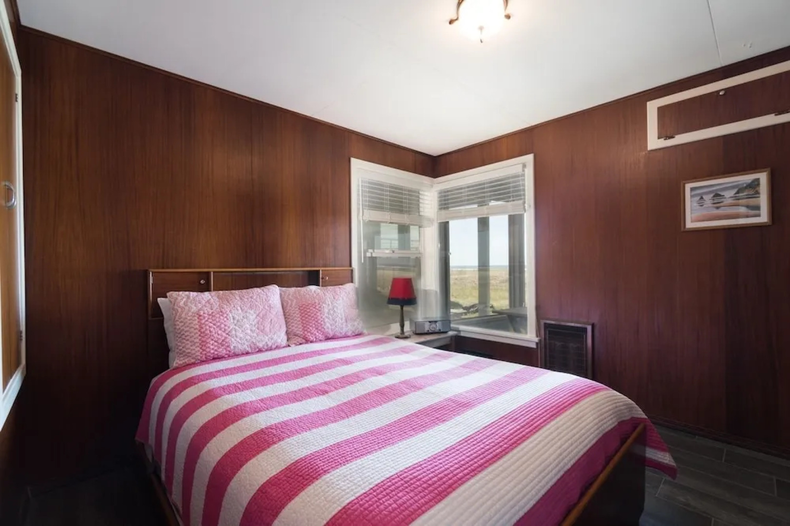 The Riptides 3 Br home by RedAwning