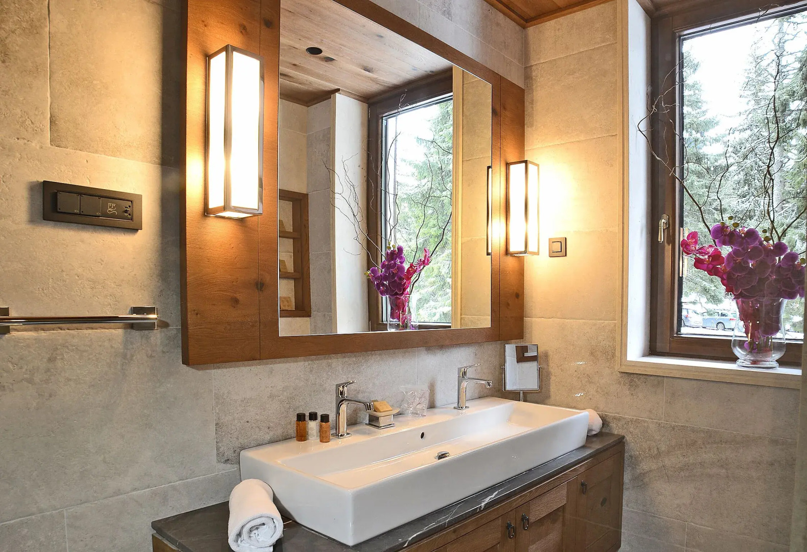 Отель Grey Family Hotel