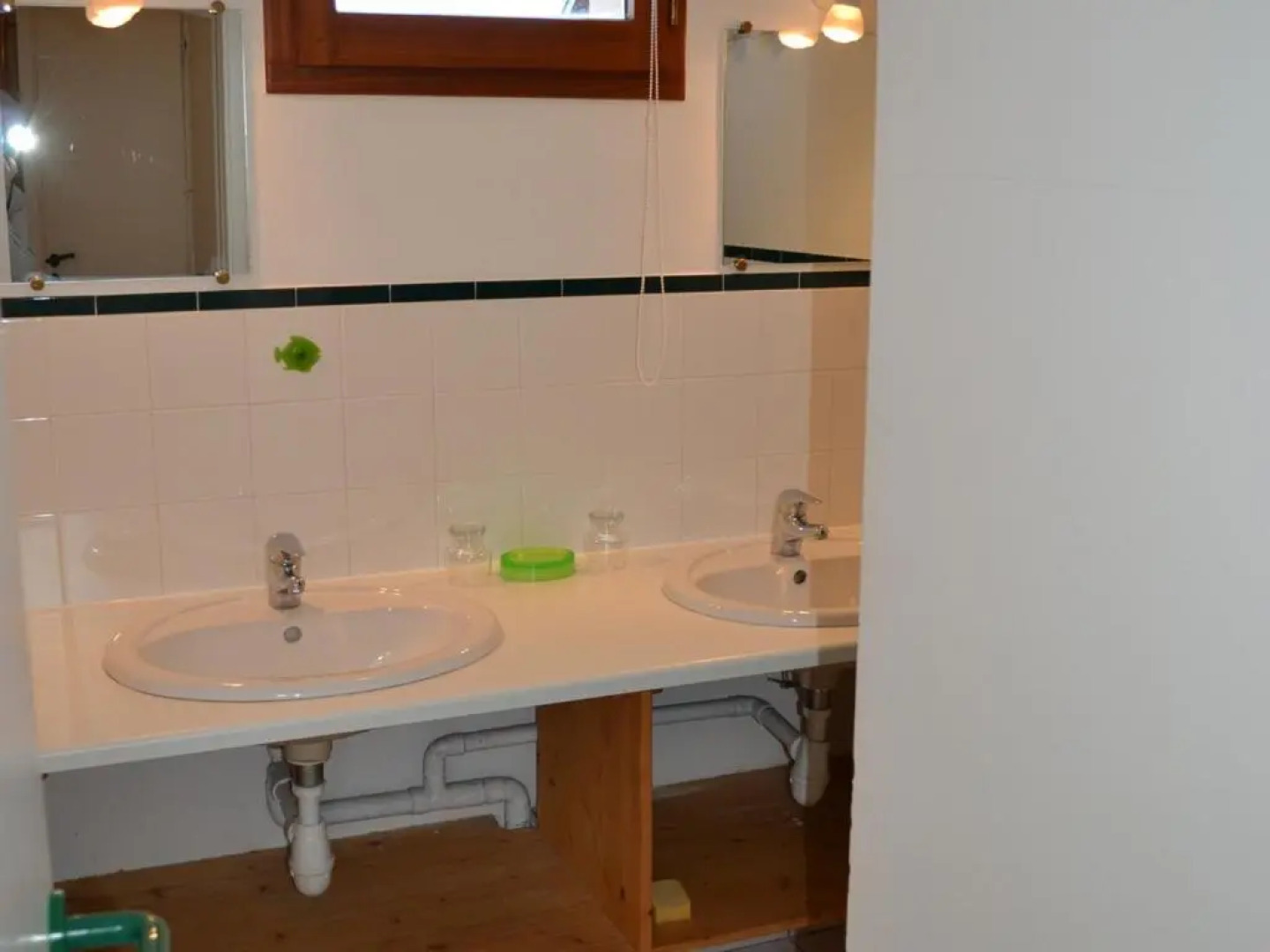 Chalet Albiez-Montrond, 4 pièces, 8 personnes - FR-1-618-16