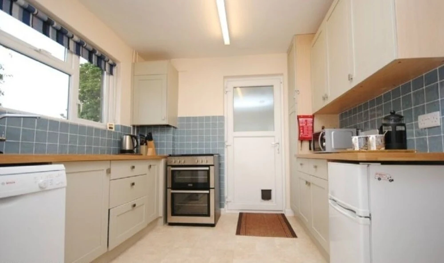 Beacon Square, Emsworth 414122