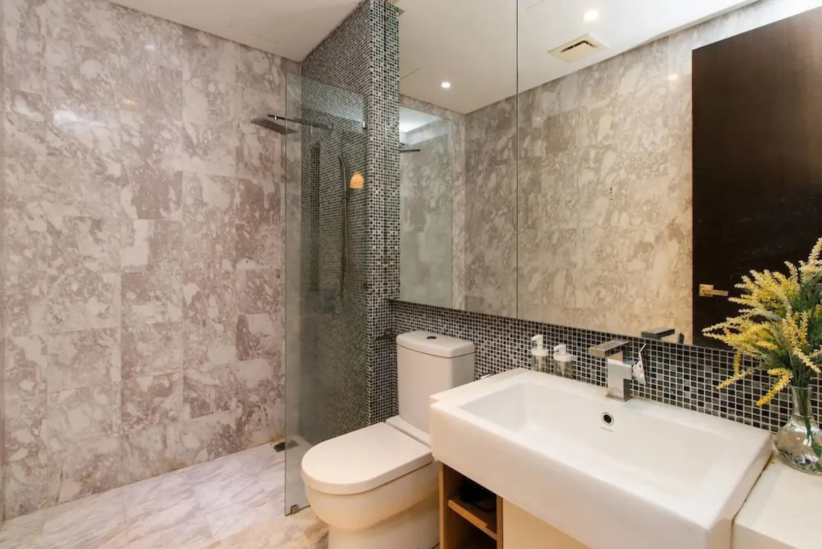 Elements Studio KLCC by GuestReady