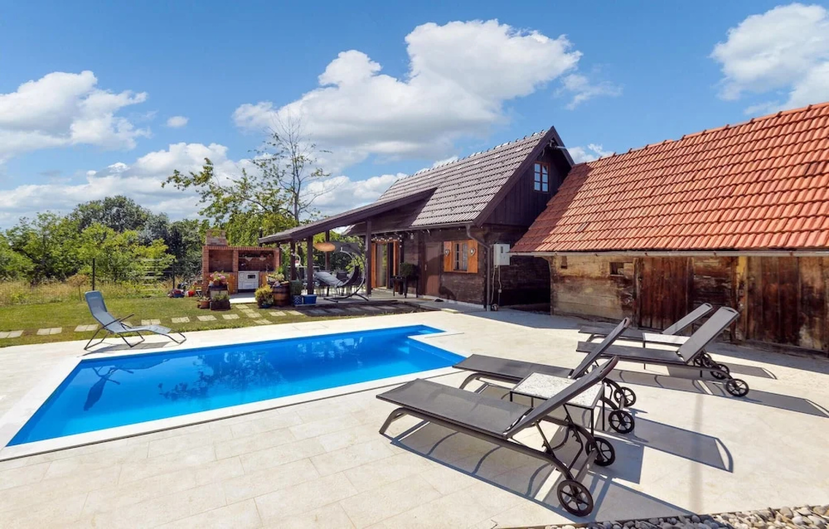 Beautiful Home in Stubicke Toplice With 2 Bedrooms, Wifi and Outdoor Swimming Pool