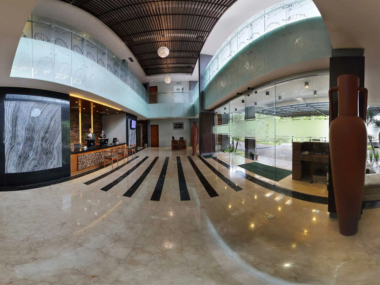 Oak Tree Emerald Hotel & Conventions Semarang